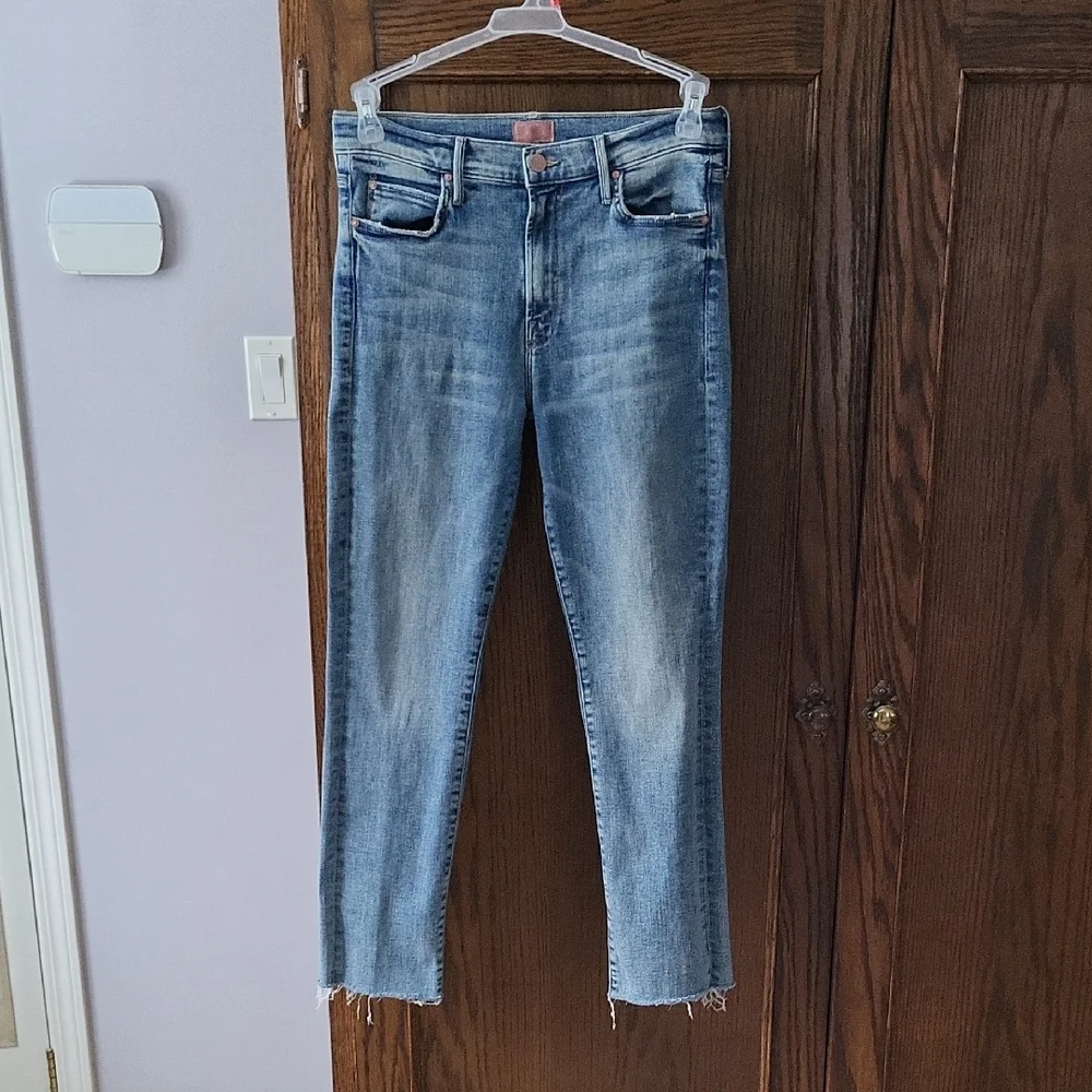 MOTHER Rascal Ankle Fray Jeans - Picture 3 of 12